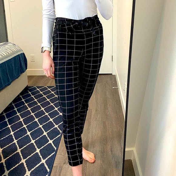 7th Avenue - Window Pane Paper Bag Pants - Tie Waste - XS Black and White - Picture 4 of 6